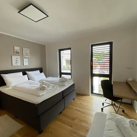 Keep Hosting M11 Am Kocher Mit Balkon, Kueche Und Parkplatz 公寓