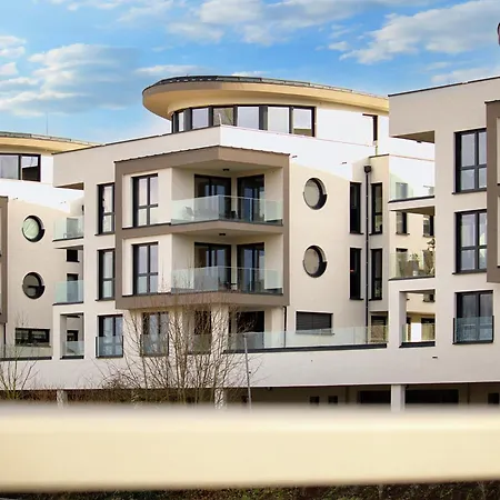 Keep Hosting M11 Am Kocher Mit Balkon, Kueche Und Parkplatz