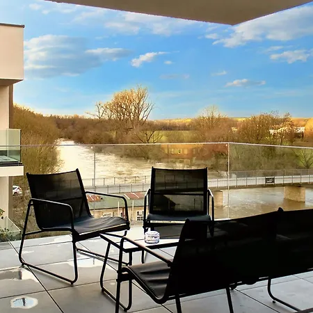 Keep Hosting M11 Am Kocher Mit Balkon, Kueche Und Parkplatz 公寓 *