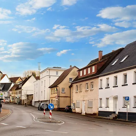 Apartament Keep Hosting M11 Am Kocher Mit Balkon, Kueche Und Parkplatz Oedheim